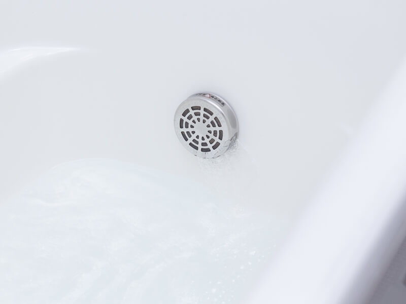 11fac87dd91498b409576c607d1683ca - 皮膚にできもの発生！浴槽配管の除菌清掃必要