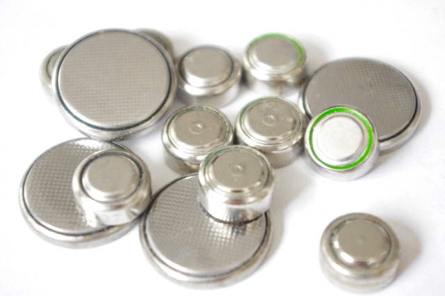 9950ca1772fea6ef96ec4bc7adc14619 - 腕時計等に使うボタン電池について調べてみた