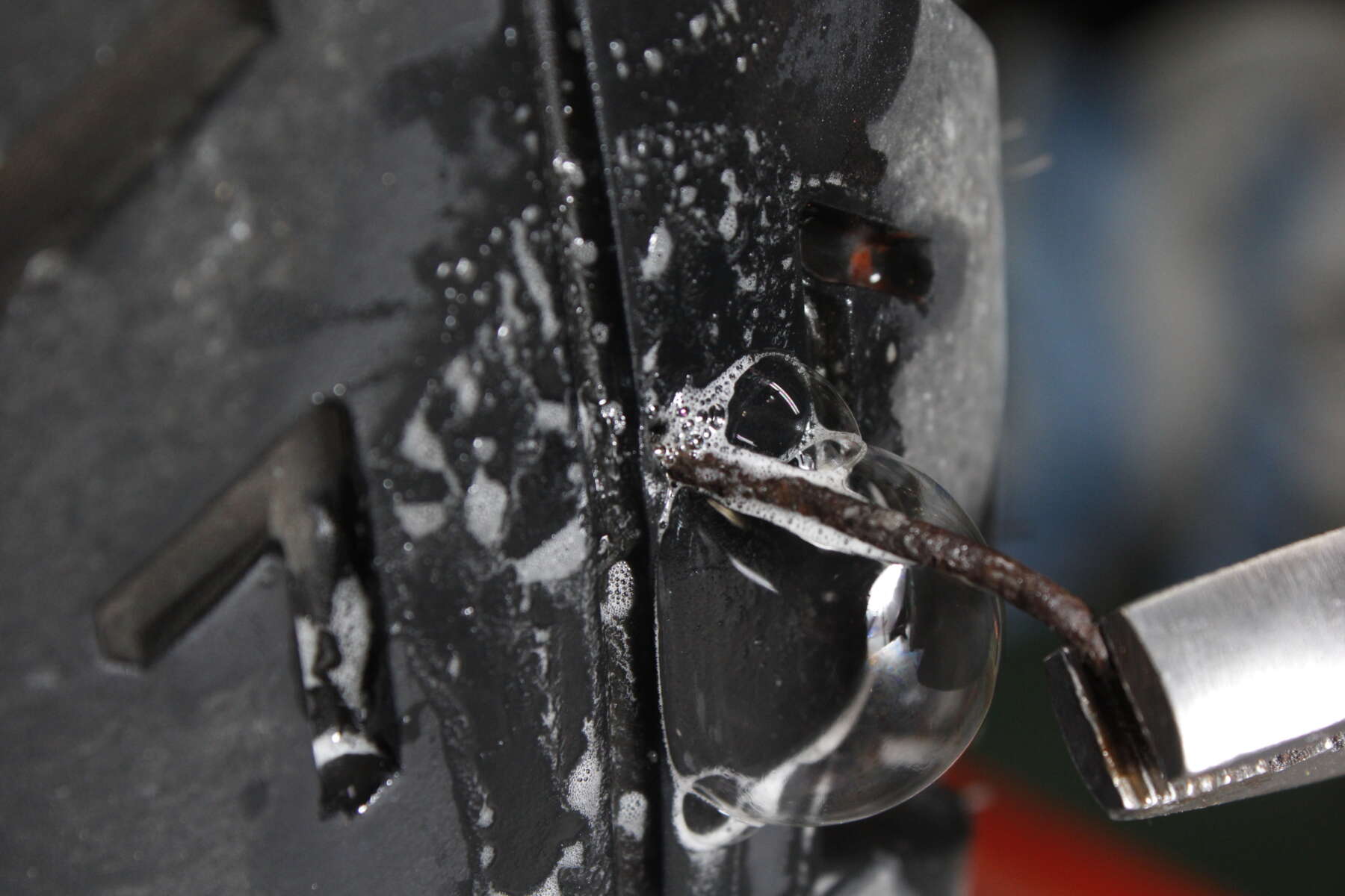 b18ef715657aadc27edcc2b3ee721e8b - 車のパンク修理に関して